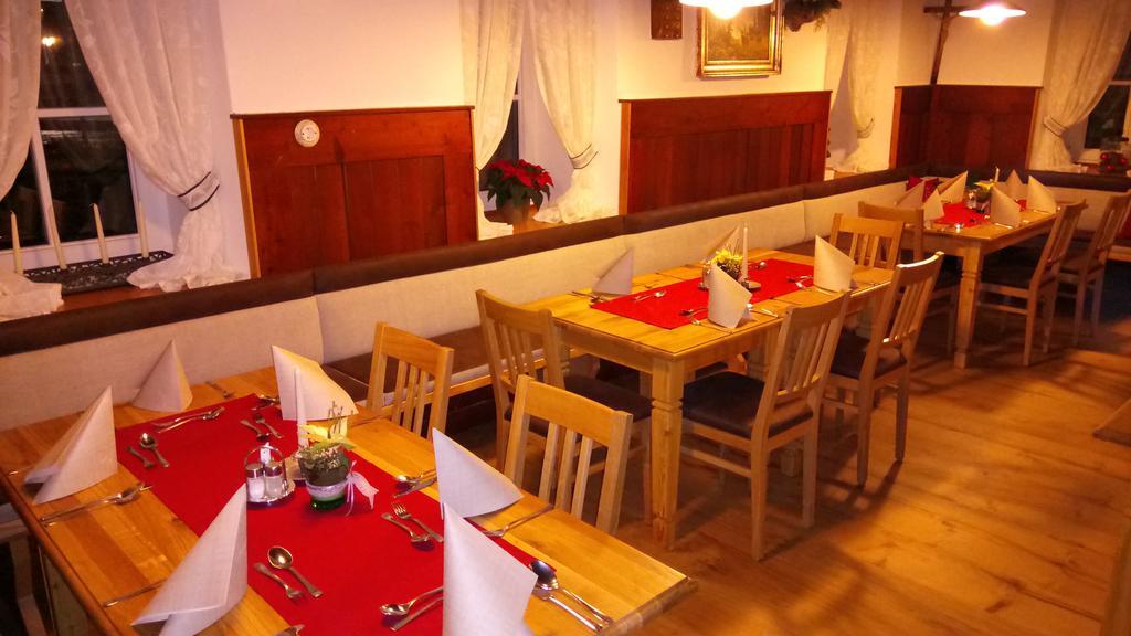 Gasthof Zauchenwirt Бад Митерндорф Екстериор снимка